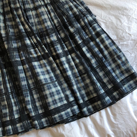 Gorgeous handmade Mrs. Pomeranz plaid dress - Picture 2 of 6